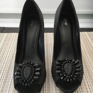 Business casual heels Apt 9